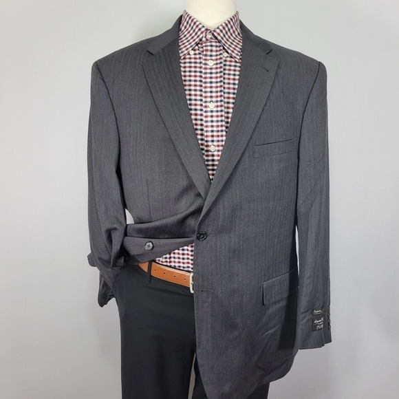 JOS A BANK Signature Men's Sport Coat Blazer Two Button‎ Gray Herringbone 48R